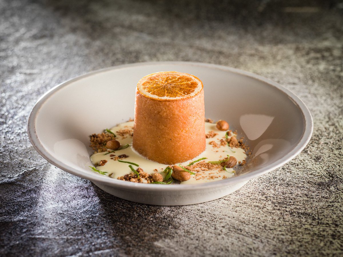 To celebrate #InternationalWomensDay we look back to our photoshoot last year with the talented Ellie Richmond, head chef <a href="/TheFoxHolePub/">The Fox Hole</a>