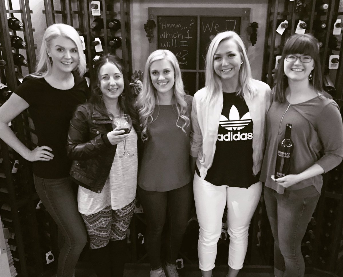 Happy International Women's Day! #internationalwomensday #wearreddrinkred #ourwomenwhowine #lcvineyards