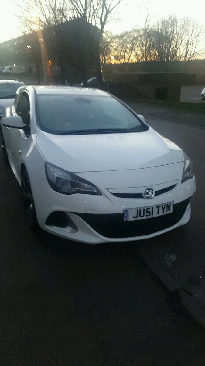 accept_car's tweet photo. Delivery to  Glasgow of a Porsche Cayman S for our previous customer Mr Justin Campbell,  An Astra VXR in as PX also a previous car off us. https://t.co/4Aca4jqRh6