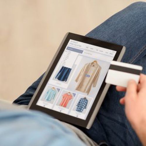 #Omnichannel shopping and #eCommerce have transformed the retail business mulesoft.smh.re/2Dv
