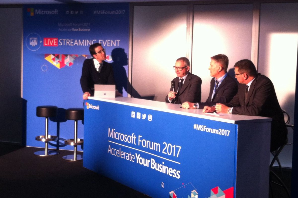 EngineeringSpa's tweet photo. .@mcanducci: "#Analytics e #DossierAziende, progetti di successo grazie anche alla vision innovativa di @inail_gov". #BandoISI #MSForum2017 https://t.co/1jnjZbuKf9