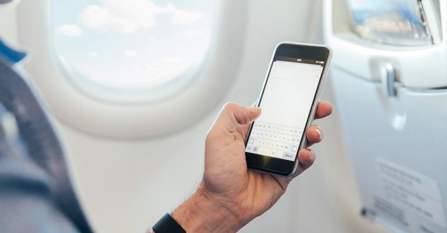 Equipajedemano_'s tweet image. 5 #Apps que deberías descargarte si vas a realizar un #viaje en avión ✈️ 🤳buff.ly/2neJzQh @aena @Flightplus @SeatGuru @AirHelp_ES