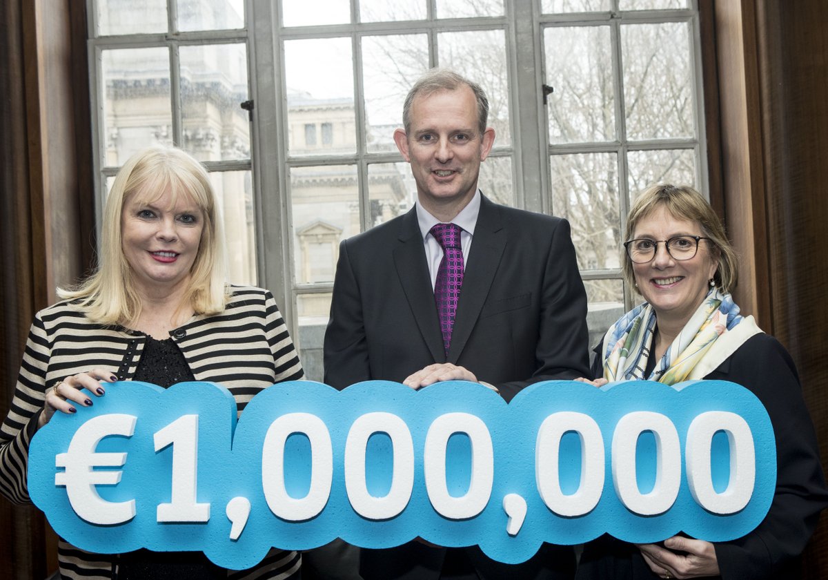 Entirl tweet picture