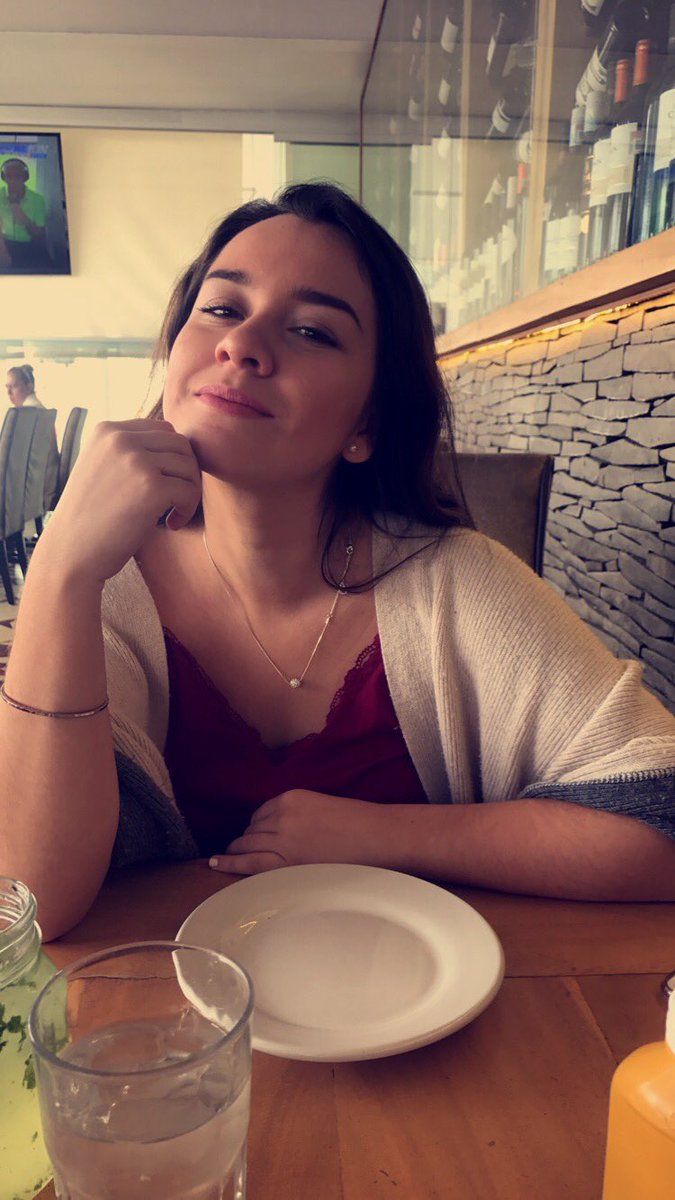 Feliz día de la mujer y mas a ella porque es la mejor 👇🏼 <a href="/fridavaldez/">frida leyva valdez</a>