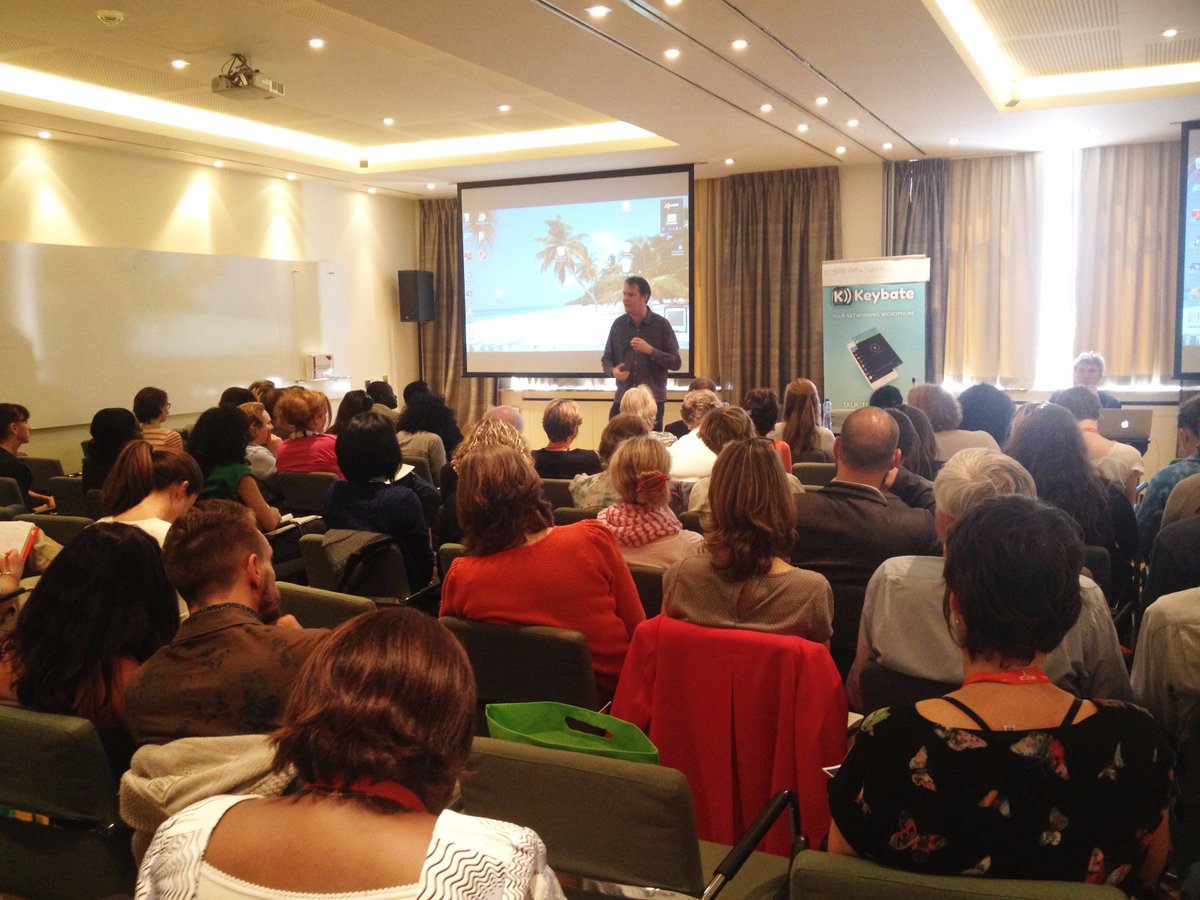 ASBLissimo's tweet photo. 2 jours, 10 conférences, 40 ateliers, 110 orateurs, 520 participants... La 1ère édition d'#ASBLissimo fut un succès! Retour en mai https://t.co/Sfzar9Ukxq