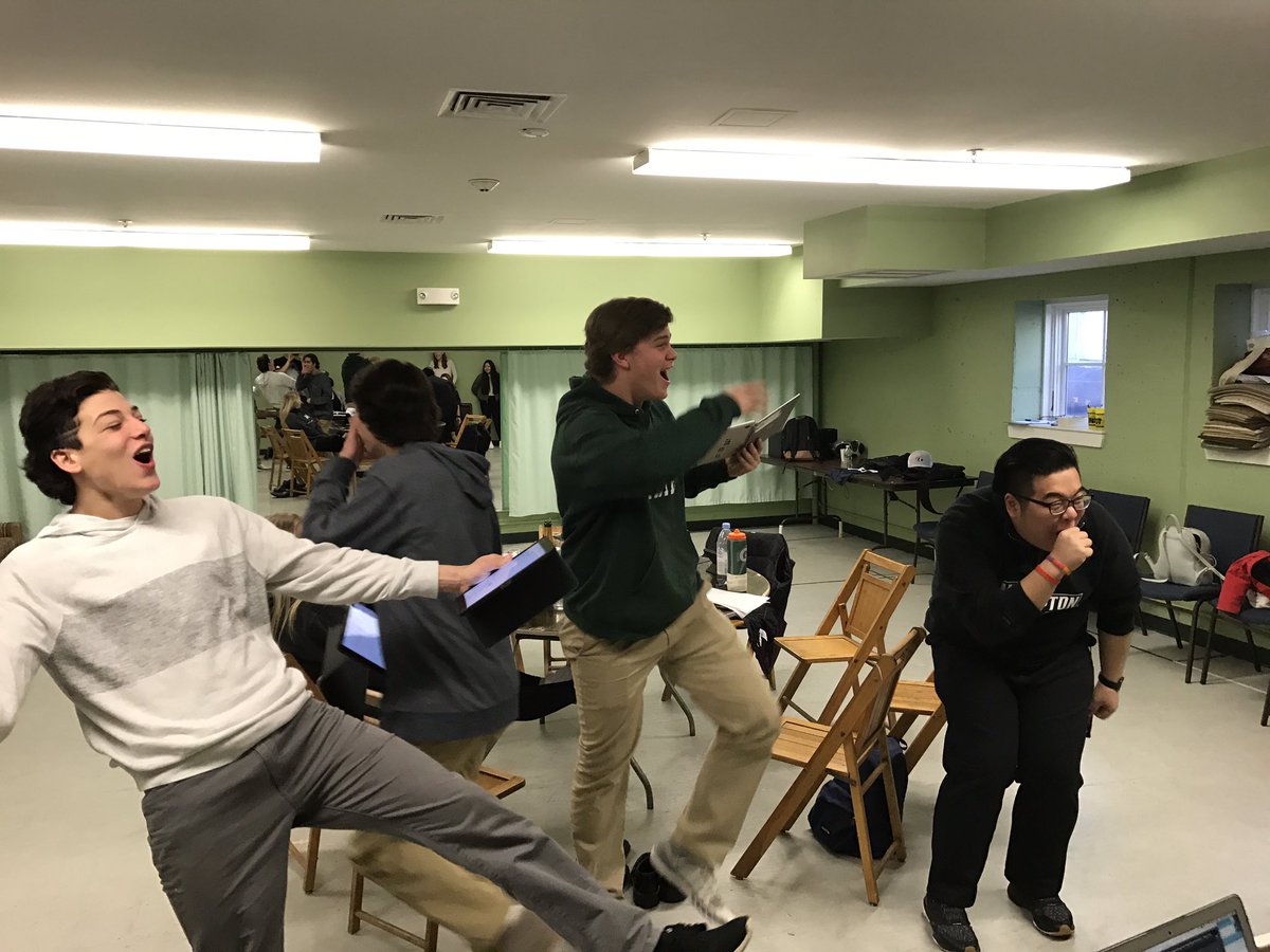 jkang4's tweet photo. Rehearsing the bouquet toss for the play #nhsprojectweek https://t.co/OcFMXlScMR