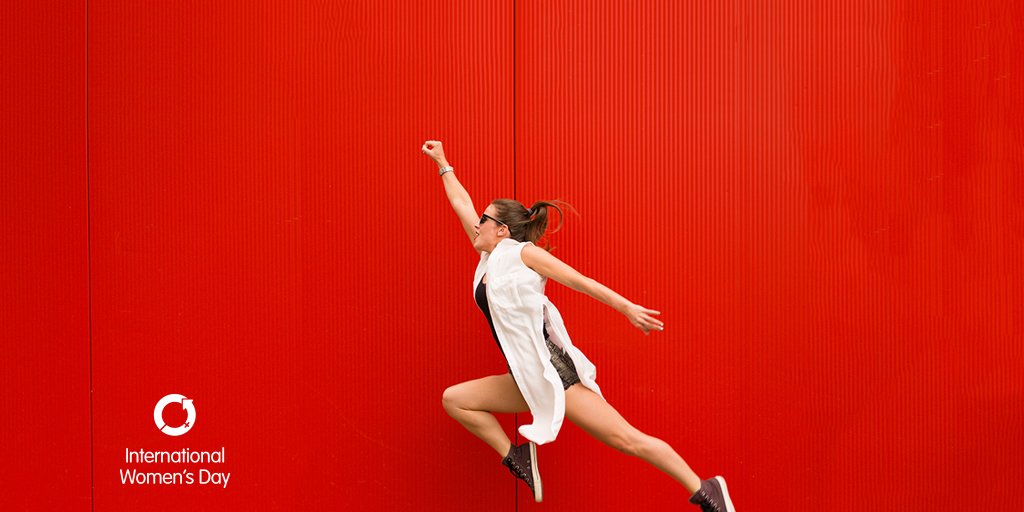 brands2life's tweet image. To celebrate #IWD we’ve looked at business women who’ve been #BoldForChange bit.ly/2lE2vf7 #womeninspire #B2Linsights