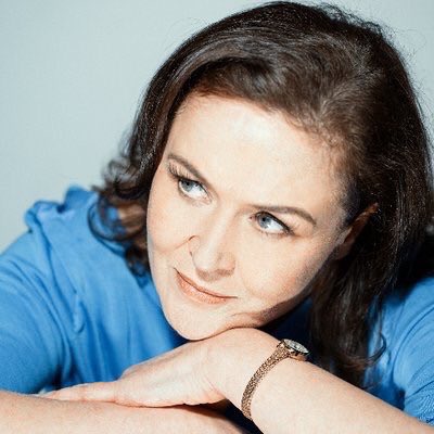 140filmpromo's tweet photo. Today is #InternationalWomensDay  🎉! Check out super talented @ToldbyJo 😃 https://t.co/gEdF2LTCwk #womaninfilm #womeninfilm #femalefilmmaker https://t.co/uJo8Kl8Rwr