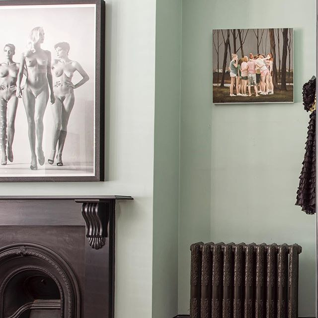 Sie Kommen #helmutnewton #1981 #graceoconnor  in honour of #internationalwomensday. Woman and proud #joberrymanstudio 📷: @joberrymanstudio