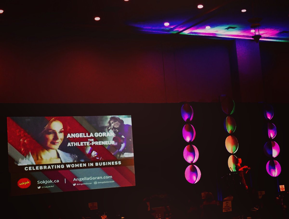 SokJokINC's tweet photo. #SokJok's @AngellaGoran speaking at #WIBC17 Find your "Y"! #BeBoldForChange #athletepreneur https://t.co/7gVNujx34e