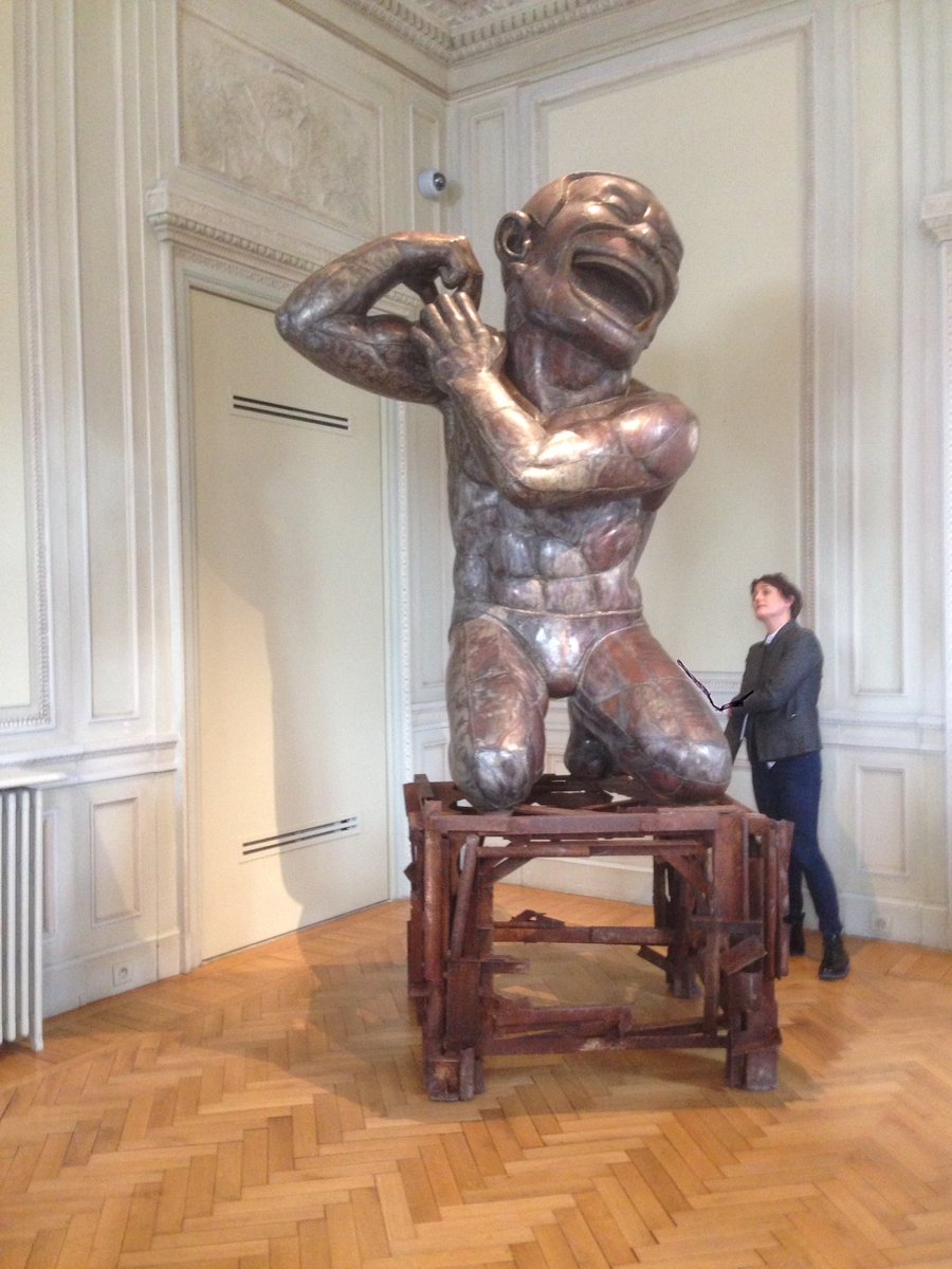 aurelieromanacc's tweet photo. Yu Minjun dans le top Five des artistes #expo #danieltemplon #institutbernardmagrez https://t.co/fJQytPBLPO