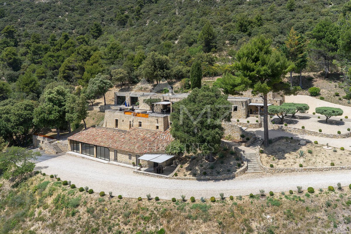 Michael_Zingraf's tweet photo. #Sale #Lourmarin #Provence #AmazingDomain #ProvencalStyle #LuxuryRealEstate
Full story here: https://t.co/9FshGjkYqq https://t.co/ol43lVVmdF