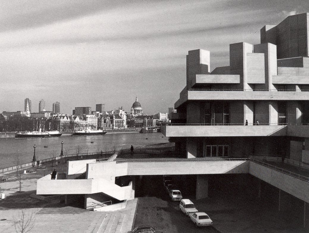 rae625's tweet photo. @Granddesignsmag on @nationaltheatre Architecture Tour: 
'wonderful experience for anyone looking to discover more about this London icon.' https://t.co/3pJqxjkmPw