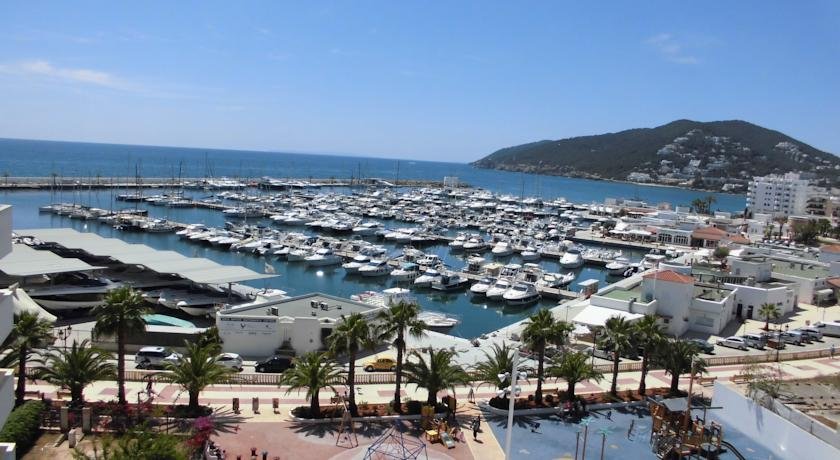 Sit back &amp; relax in Santa Eulalia --> goo.gl/pZ1wm0 #ibiza2017 #besthotels