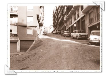 fetasantfeliu's tweet photo. Crida per recopilar fotos dels barris de Sant Feliu entre 1960 i 1980:
https://t.co/gcxCPu9VGE https://t.co/jEkRGGdASx