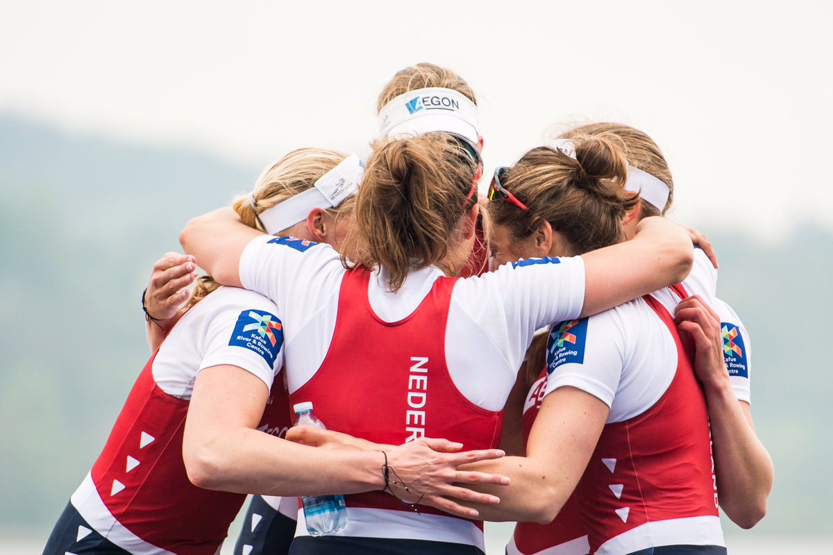 wiankavd's tweet photo. Go after the things you want. Nobody said that it'd be easy... #worthit #stretch #BeBoldForChange #support #team @EYWomenAthletes @EY_WFF https://t.co/UL0NR2h06e