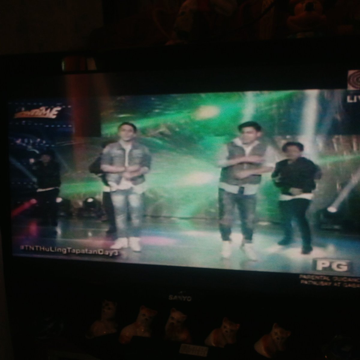 Yesterday's prod with the Big 4 on It's Showtime ! <a href="/Barber_Edward_/">Edward Barber</a>