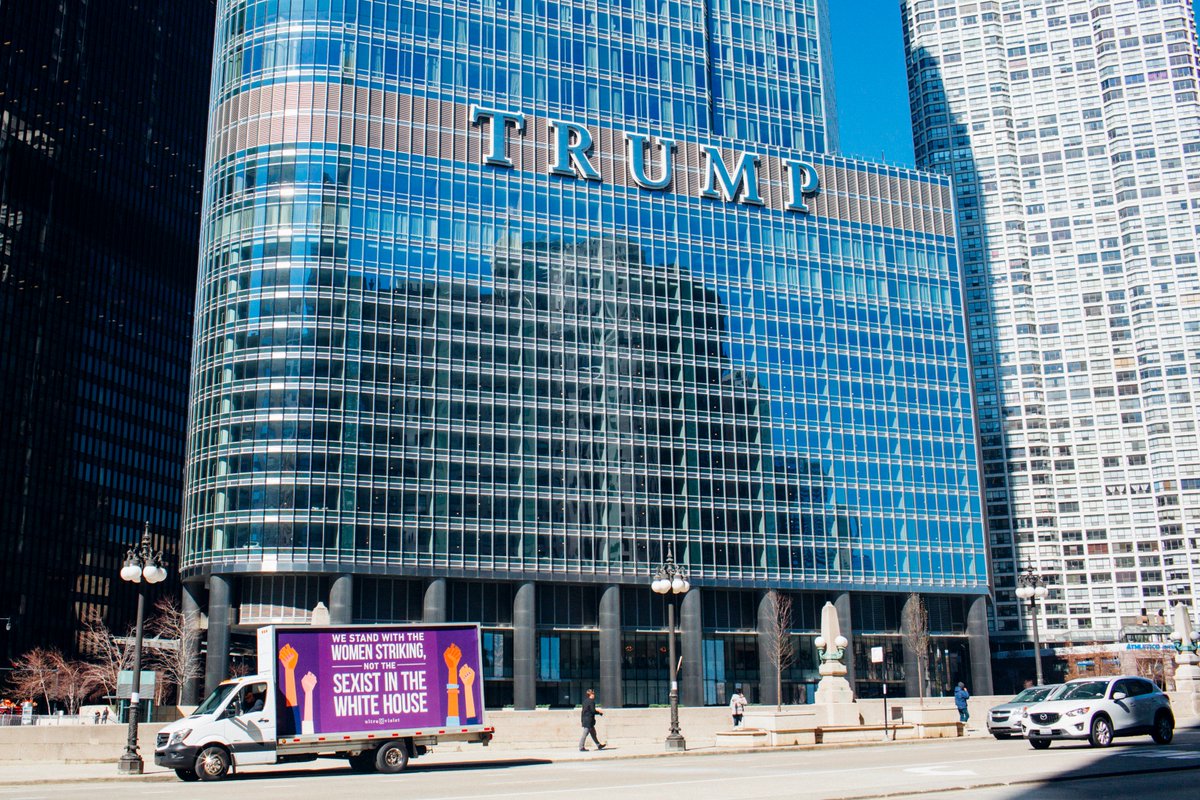 UltraViolet's tweet photo. Spotted in Chicago for #daywithoutawoman! https://t.co/0ASO7J2hJl