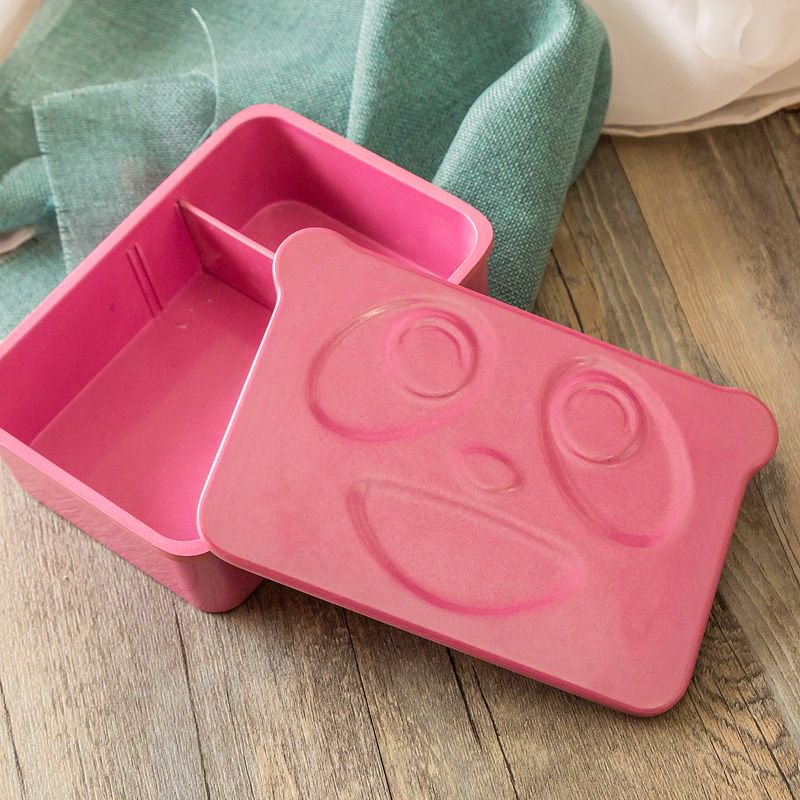 RiceHuskWare's tweet photo. #Cartoon bpafree bento for kid using. We pay more attention on that we can use the most safe and #health #dinnerware with no nasty chemical https://t.co/gD9nBs5VvT