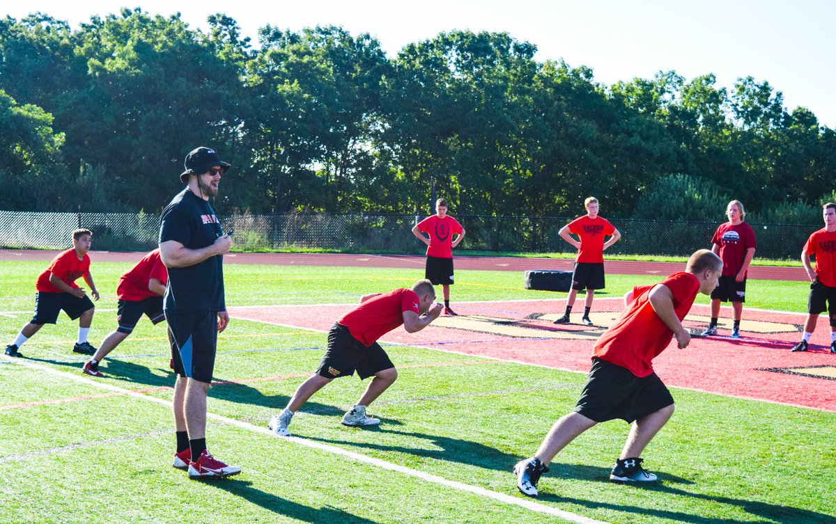 Parisi_Setauket's tweet image. The #TotalPerformance Progam is for teenagers and has been proven to improve speed, endurance, and mental toughness among other qualities