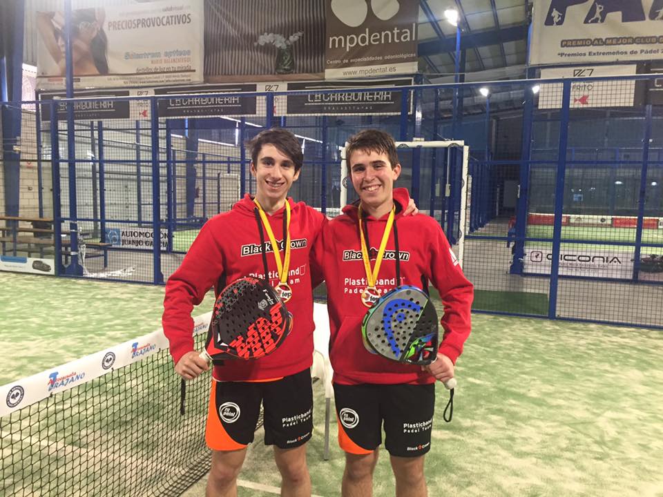 PadelDavidYecla's tweet photo. CE Cadete equipos (Mérida).Conseguimos 1º puesto💪 con el club Fitpoint de Mallorca.Gracias @HEAD_PADEL, @EqueliteFerrero y mis entrenadores https://t.co/B7nRA0qCSm