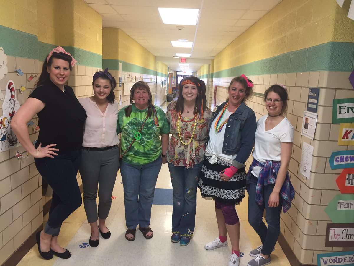2nd grade team rocks the 50's, 60's, 80's and 90's for Social Studies Day! <a href="/PLVBears/">Pleasantville Elementary</a> #polarpride