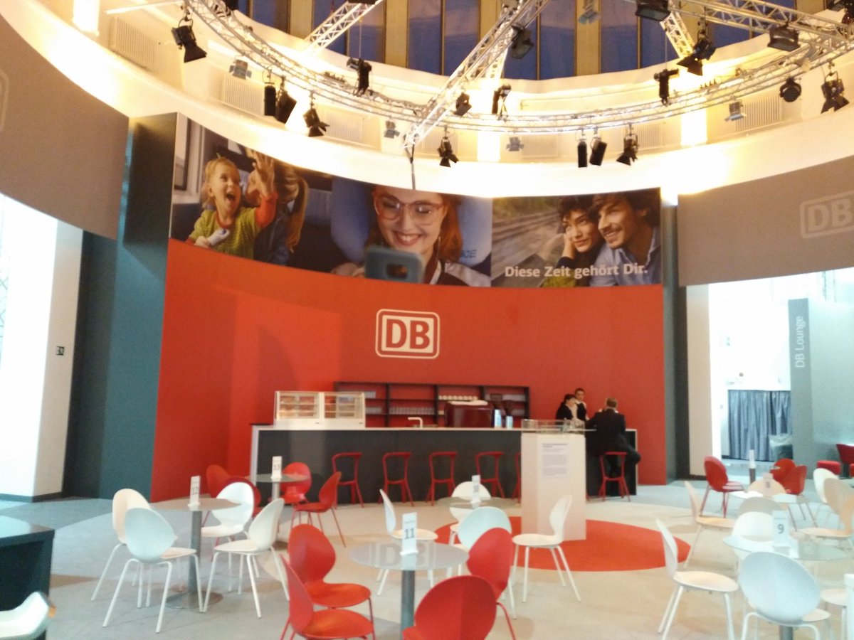 elrafael23's tweet photo. First day done. Thx for having me. #itbberlin2017 #dbvertrieb https://t.co/NUwD5F37kq