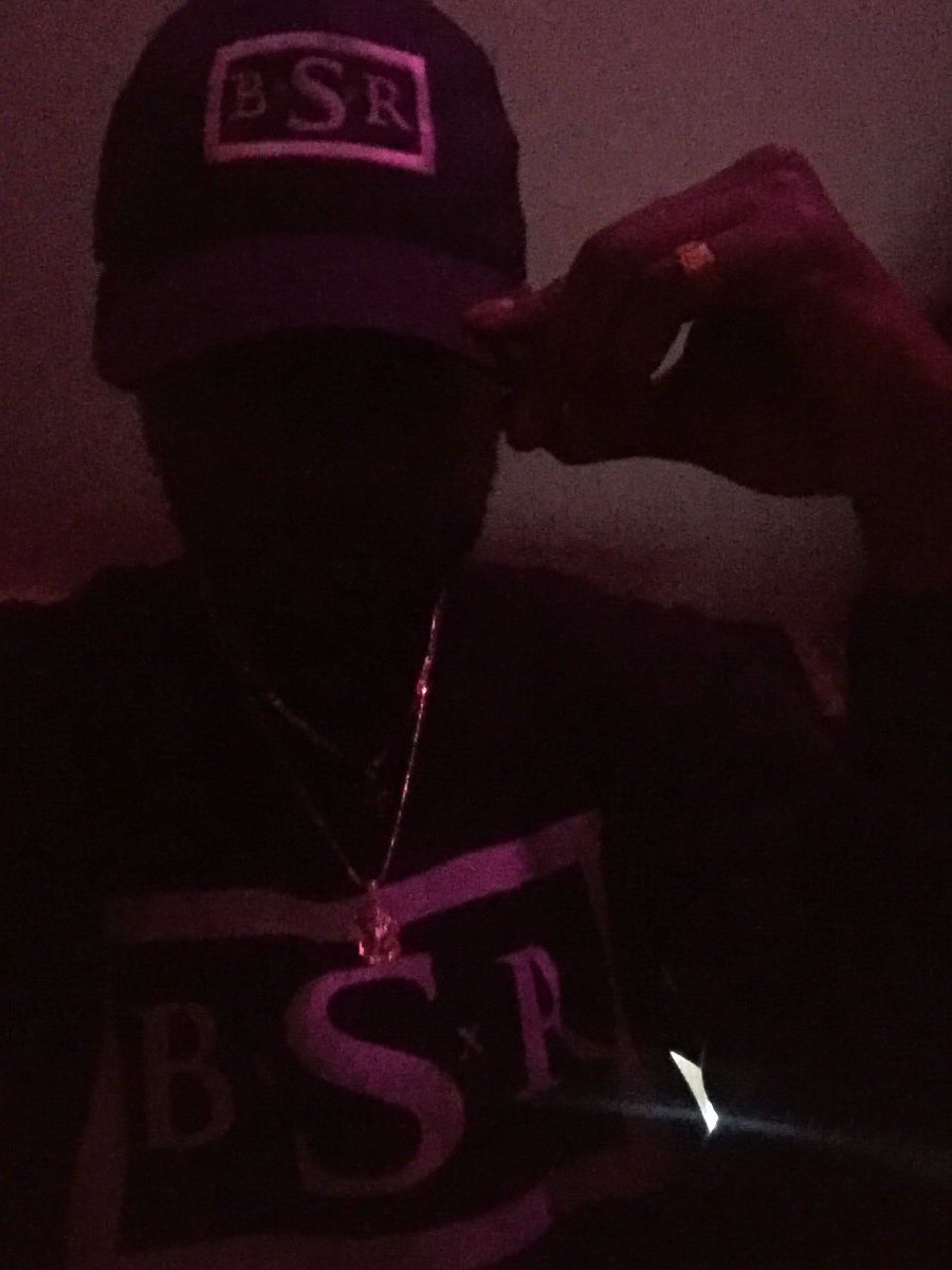 BoatengBSR's tweet photo. #BSRstudios sesh with @ItzGreenyArtist 🔥🔥🔥 https://t.co/csbye7dJhy