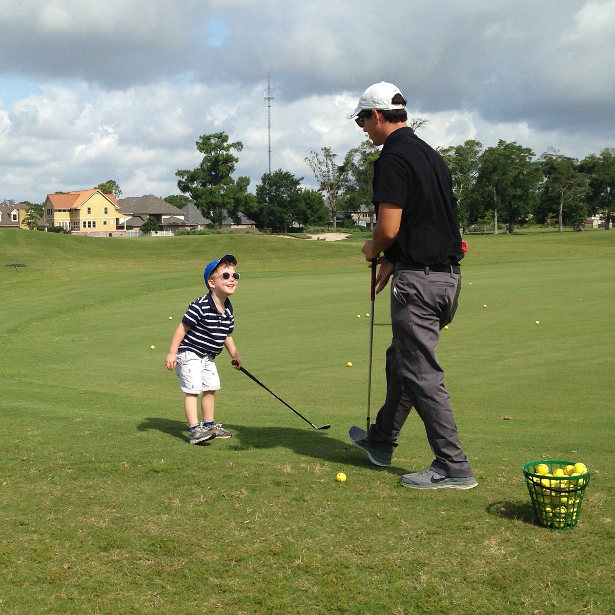 It's never too early to have a good time on the course. #juniorgolf