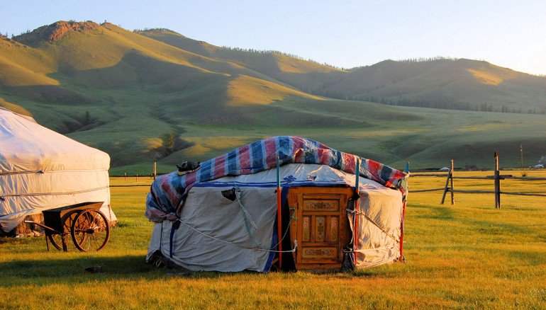 Goodbye winter, hello spring! Flip through <a href="/RobbReport/">RobbReport</a>'s guide to see our trip to Mongolia BT style <a href="/norajeanwalsh/">Nora Walsh</a> bit.ly/2n6r4yy