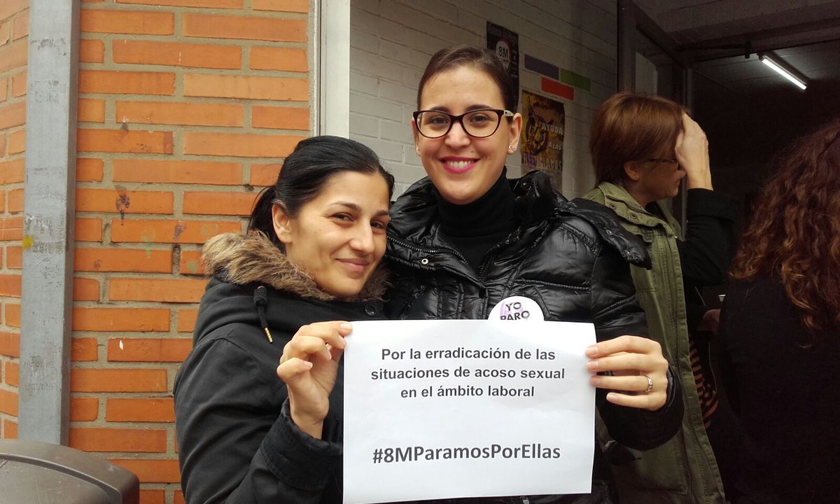 mardeniebla's tweet photo. Nuestras compañeras @noegisan @Nere_Yop @RocioAFdez @BeaAijon han parado #8MYoParo #DiaInternacionalDeLaMujer #8MParamosPorEllas https://t.co/PnoP1bqp5r