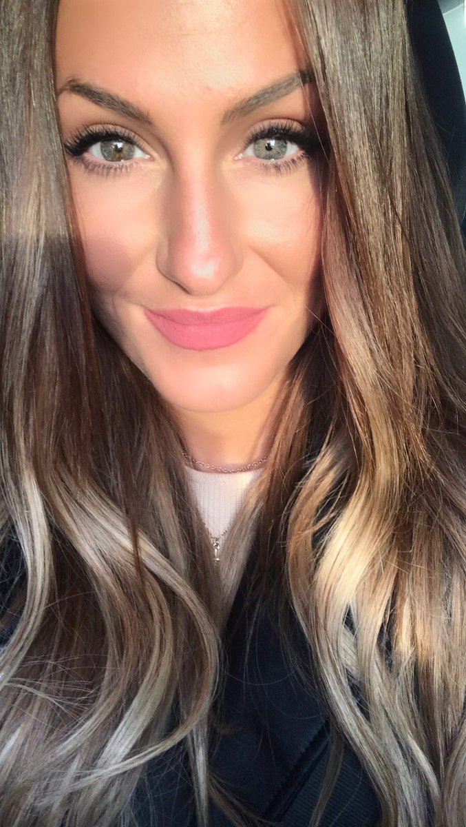 Raquel_RNB's tweet photo. CREE EN TI, si logras controlar tus pensamientos, controlaras tu destino...💭🕉🗝✨ https://t.co/H19xHZpsUT