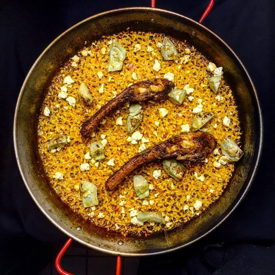 Andanada141's tweet photo. Paella + bottomless #sangria = Saturday #brunch! Join us every Saturday for bottomless sangria for 2 with a paella! #nyc https://t.co/CXBLWWOEfu