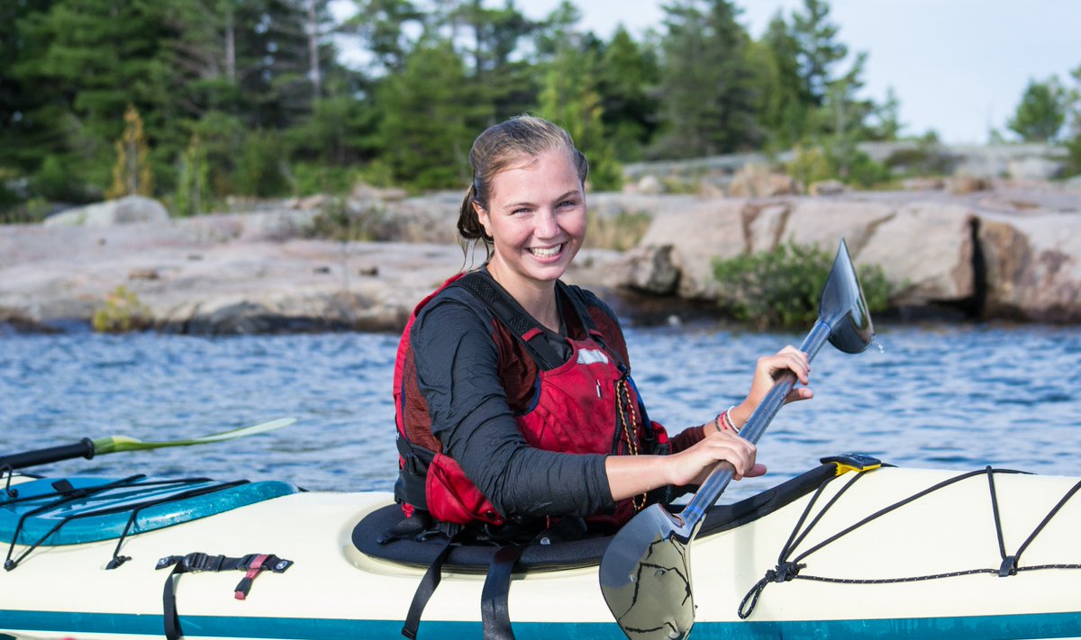 quebecyachting's tweet photo. C'est le 8 mars! Bonne journée internationale des femmes! 🙂💙🚤⛵️🛥
 #Journéedesfemmes #8mars #JIF2017 #JIF #IWD #jifqc #femme #nautisme https://t.co/r3gT75hIEz