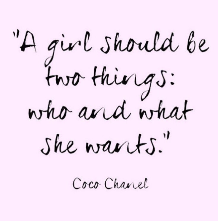 CourtneyGaler's tweet photo. Whatever TF she wants.✊🏻✊🏽✊🏼✊🏿
#InternationalWomensDay https://t.co/Fmjs42wqLJ