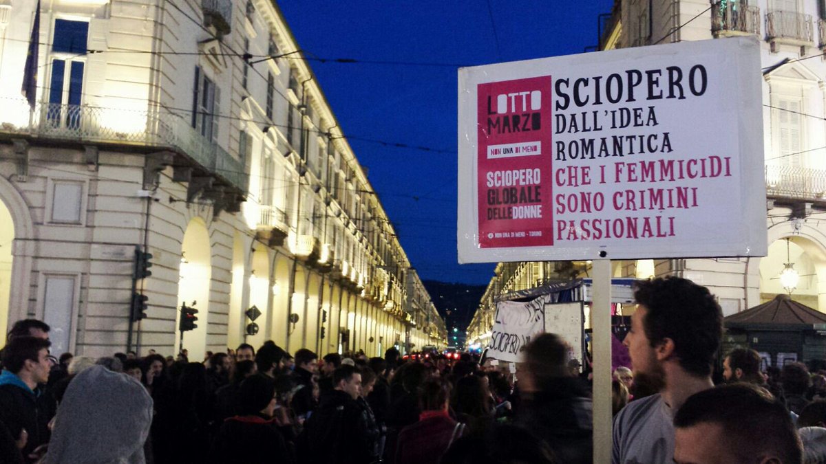 outofline_PC's tweet photo. #Torino: sciopero dall'idea romantica che i femminicidi sono crimini passionali. #NiUnaMenos #womenstrike #8marzo https://t.co/XeHr9YfWKg