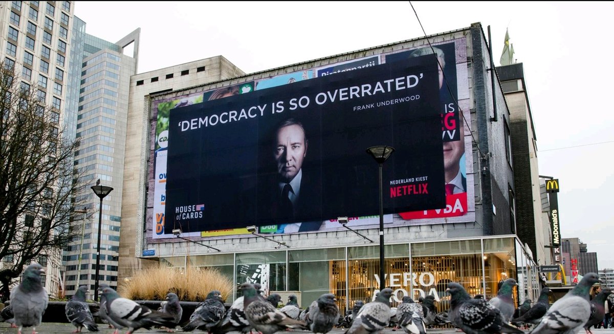 JKar038's tweet photo. Mijn lievelings campagneposter? Deze natuurlijk! #nederlandkiest #netflix #houseofcards #frankunderwood #democracy https://t.co/r5t5joQjyu
