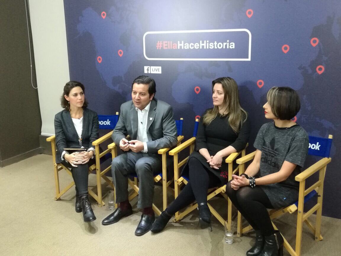 lunadavid's tweet photo. Tres grandiosas #MujeresTIC me acompañan hoy, @jrodriguezk @linamariatabord @adrianacorreav #EllaHaceHistoria https://t.co/d1eiVEys8w https://t.co/XhTrZxtyjS