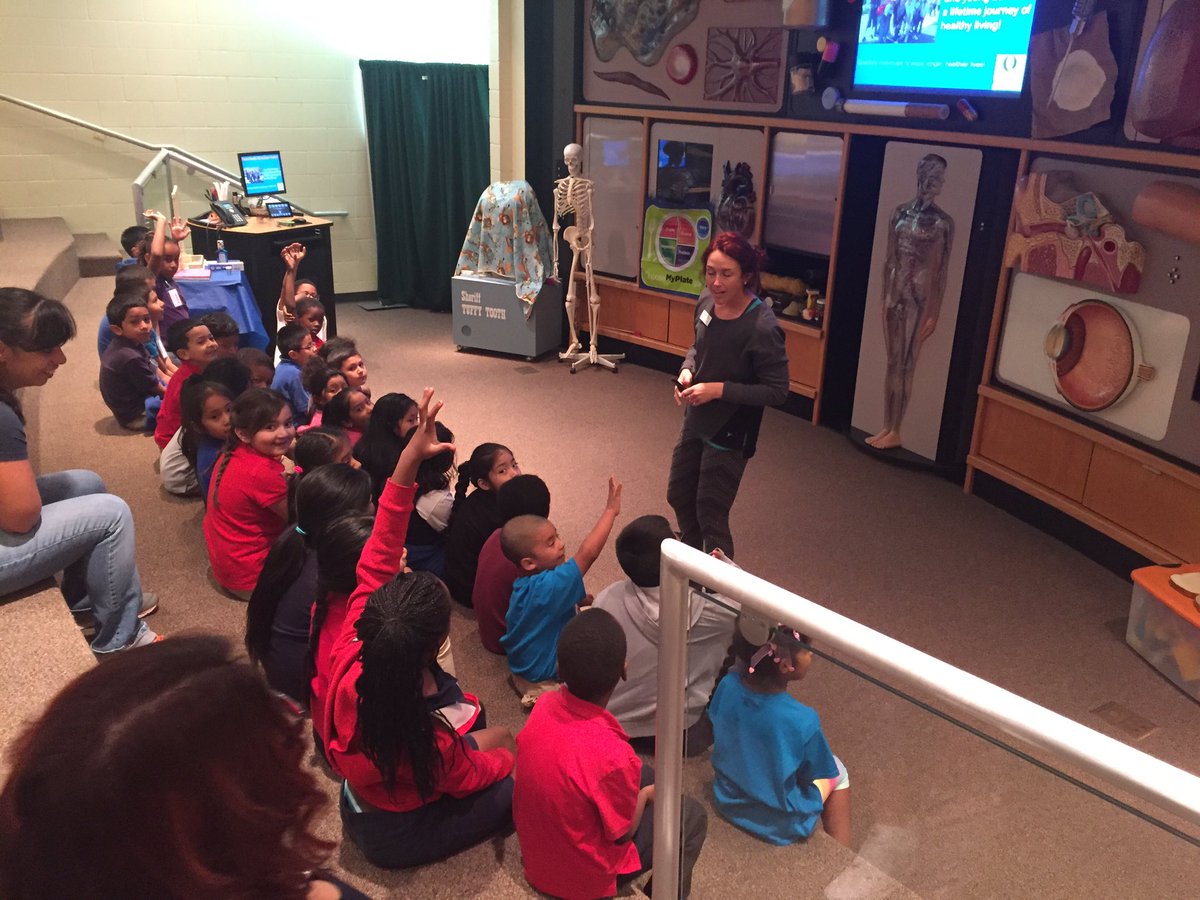 watkinka's tweet photo. FGCU showed us how to be healthy. We loved our field trip there. @FGCU https://t.co/VrhqPS6GUF