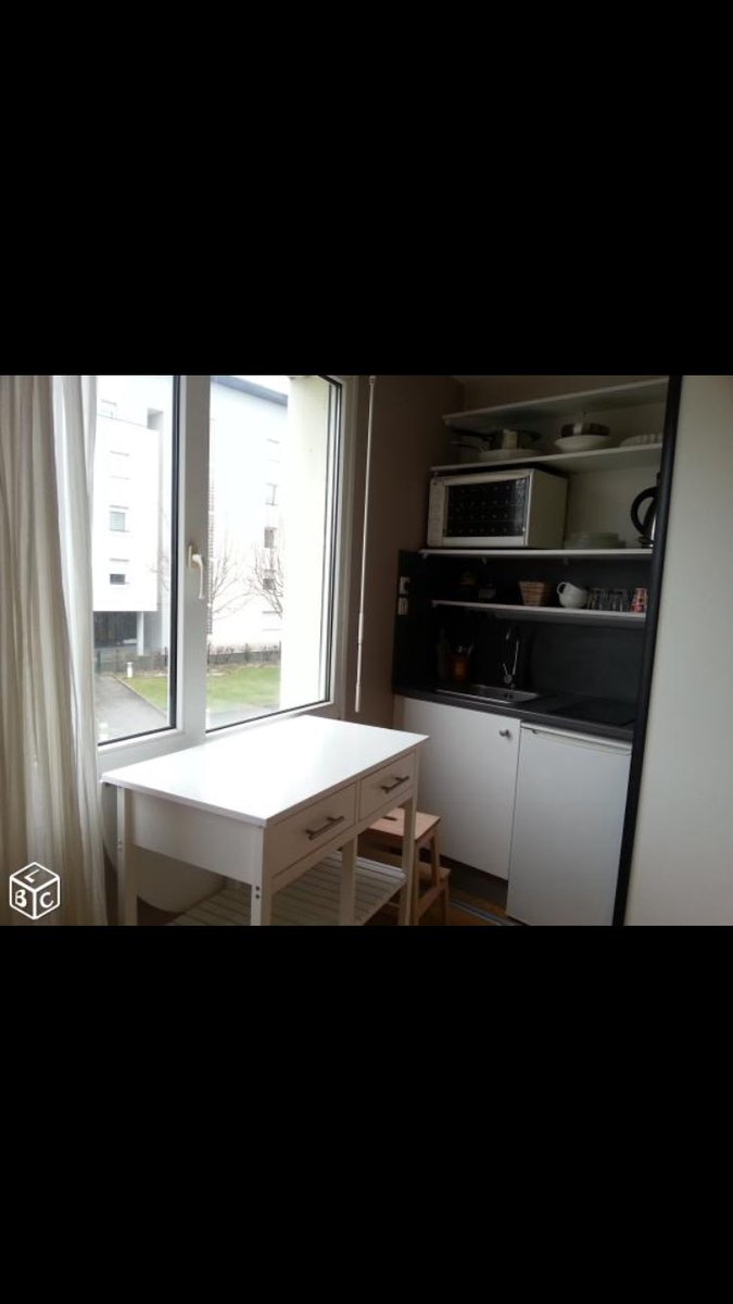 DesignBRINKS's tweet photo. Apres la cuisine ouverte, la cuisine "en placard" #leboncoin #original https://t.co/f5sBgcfEtL