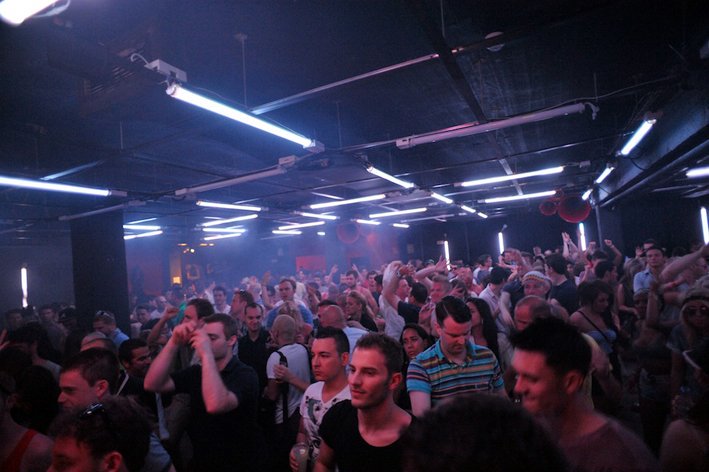 DaniloPerkelman's tweet photo. #SummerInTheMix2017  by @DaniloPerkelman Live #ClubRoom #GoldenVipStage #Minimal #DeepTech Listen https://t.co/KfTnXU4S8y https://t.co/K1IVWLTWEq