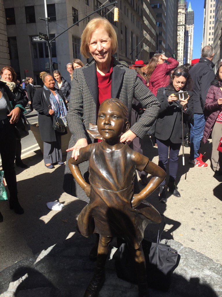 ESGilde's tweet image. #Fearlessgirl