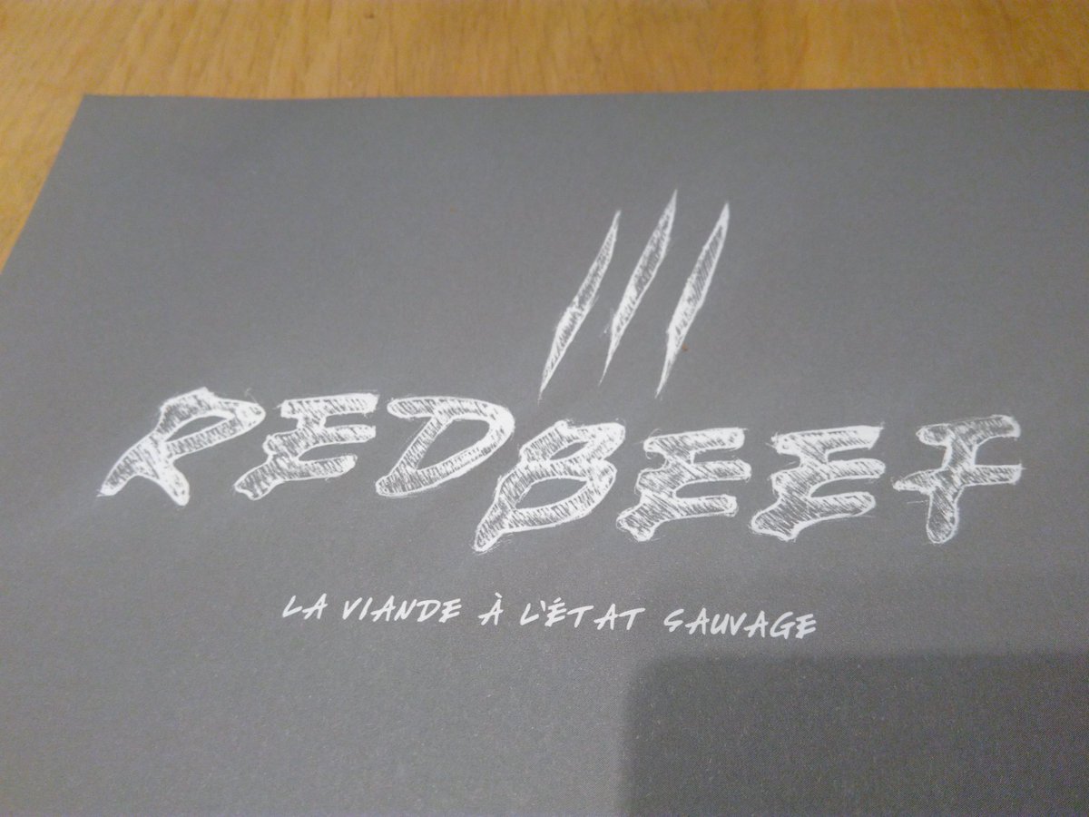 ConducteurFret's tweet photo. Voilà ! @SmileyTrains probablement un des meilleurs burger de mon secteur dont je te parlais l'autre jour.
#RedBeef #burgerfan https://t.co/71e0CyrL9t