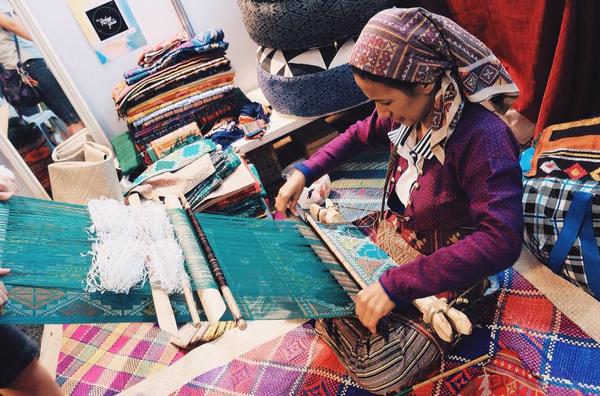 Celebrate #IWD2017 &amp; Learn more about our partnership with the Habi Philippine Foundation bit.ly/2m3quAv