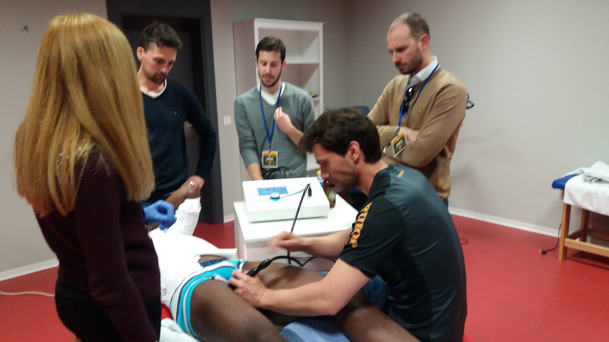 Esta tarde,formacion: curso taller con la tecnologia de vanguardia de biotronic: diatermia,vacum, infiltrar.transdermica.<a href="/sriosbiotronic/">Susana Ríos Álvarez</a>