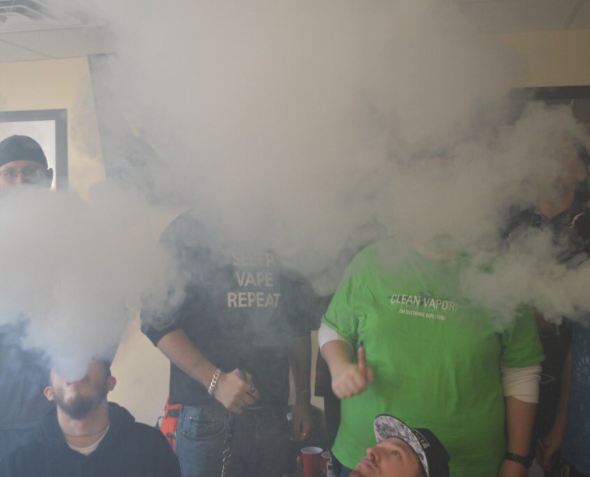 When u have room checks at 10 but want to vape at 9:55