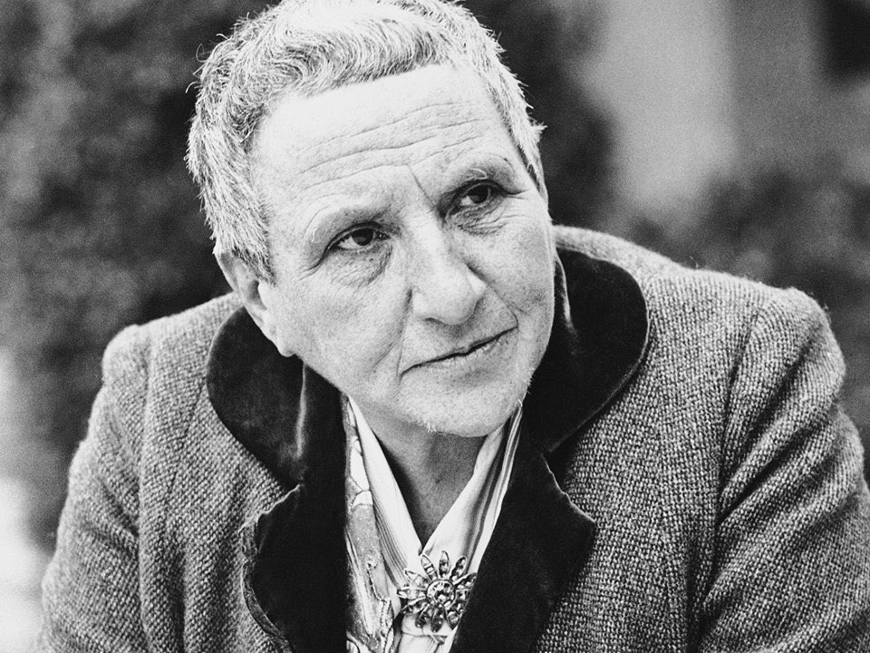 Radio3tweet's tweet photo. #DonneChe che hanno lottato, armate di parole: un ritratto di Gertrude Stein qui https://t.co/lB5neubKoh #InternationalWomensDay https://t.co/kjV7DJItr5
