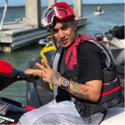 labarber33's tweet photo. #NuevaFotoDePerfil https://t.co/BvVLaRUg4L