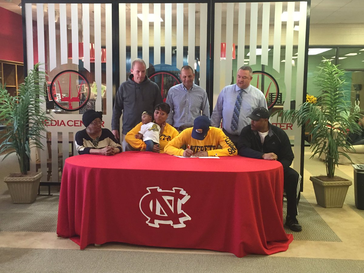 NCHS_FB's tweet photo. Congrats to Terrell England on his decision to further his football career at Averett University! https://t.co/JqncBhu0p7