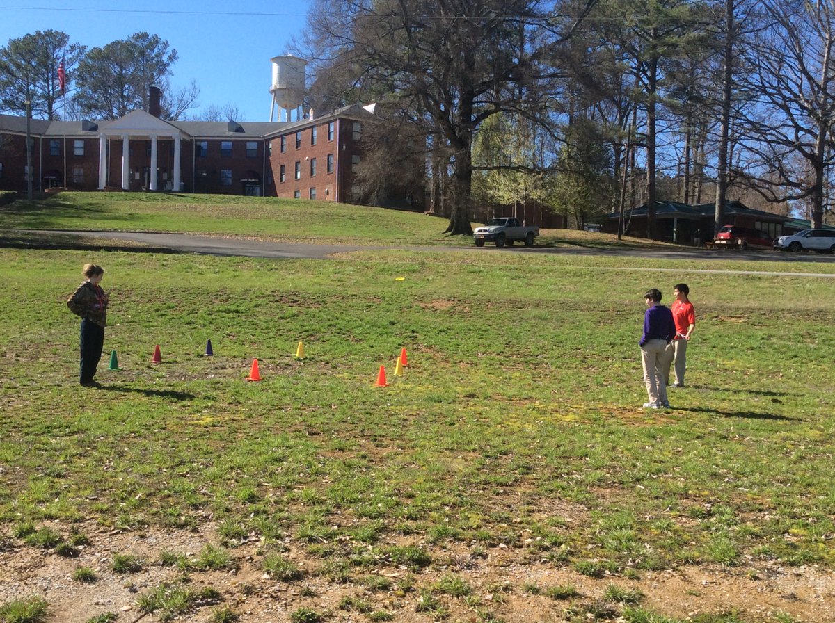 bachman_academy's tweet image. Bachman Academy is a non-traditional school where students are encouraged to spend time outdoors with friends and staff! #greatday 🌞